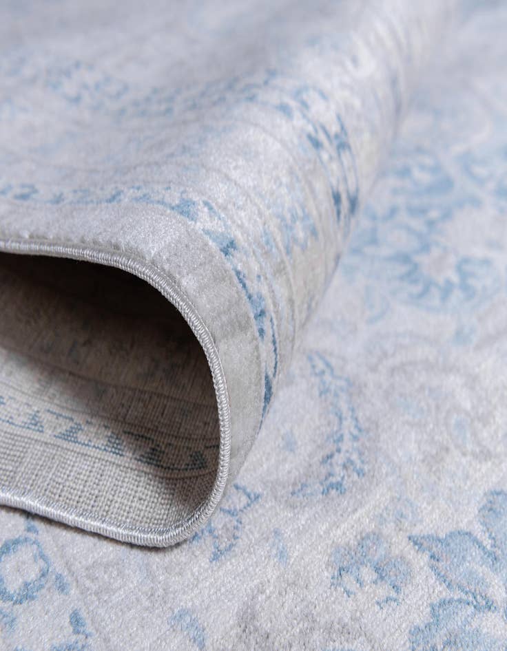 Detail image of 4' x 6' Restoration Rug