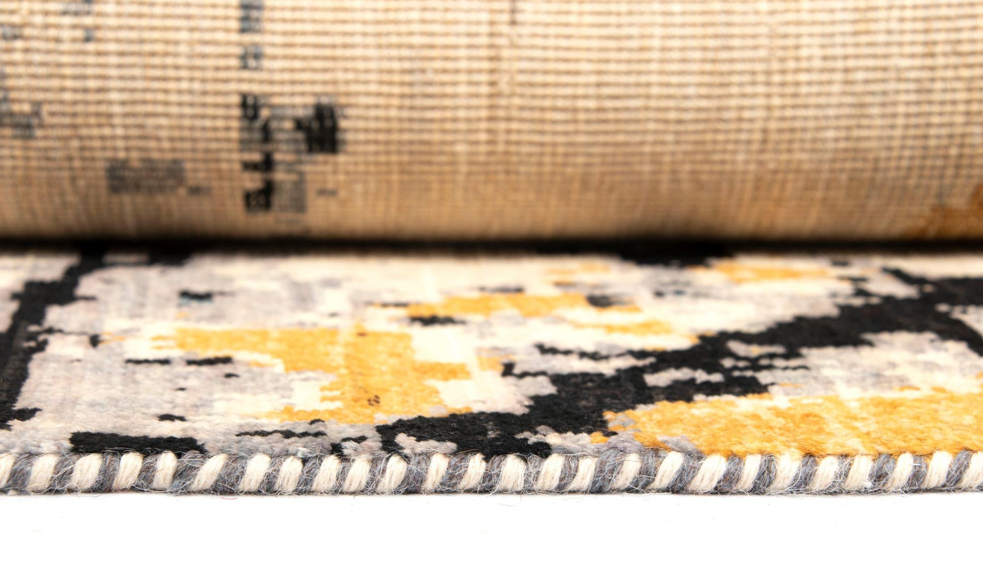 6' 8 x 9' 11 Rubin Wool Rug