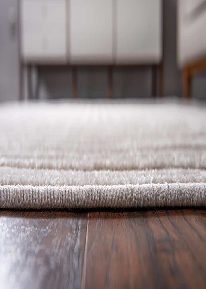 4' x 6' Easy-Clean Sabrina Soto Prescott Indoor / Outdoor Rug