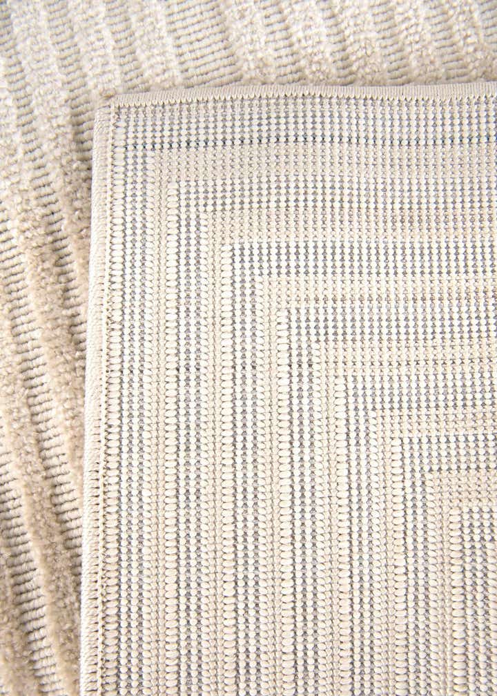 4' x 6' Easy-Clean Sabrina Soto Prescott Indoor / Outdoor Rug