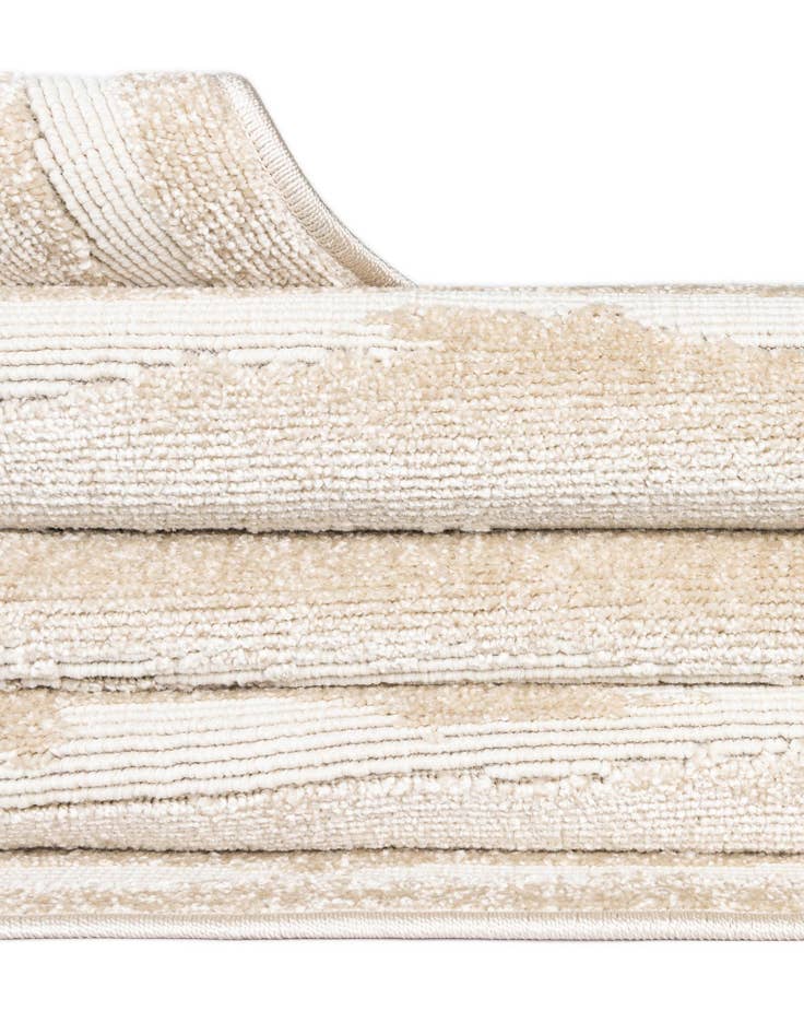 Detail image of 4' x 6' Easy-Clean Sabrina Soto Ola Indoor / Outdoor Rug