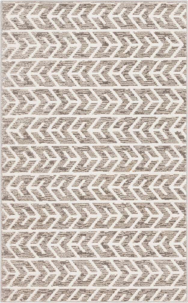 5' x 8' Easy-Clean Sabrina Soto Aston Indoor / Outdoor Rug