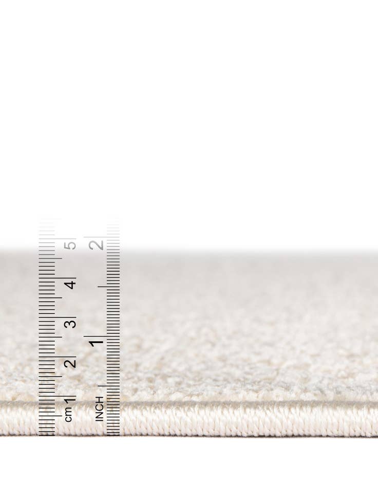 Detail image of 4' x 6' Easy-Clean Sabrina Soto Indoor / Outdoor Rug