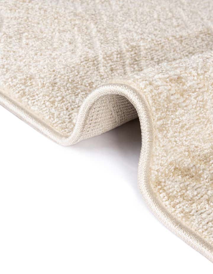 7' 10 x 10' Easy-Clean Sabrina Soto Indoor / Outdoor Rug