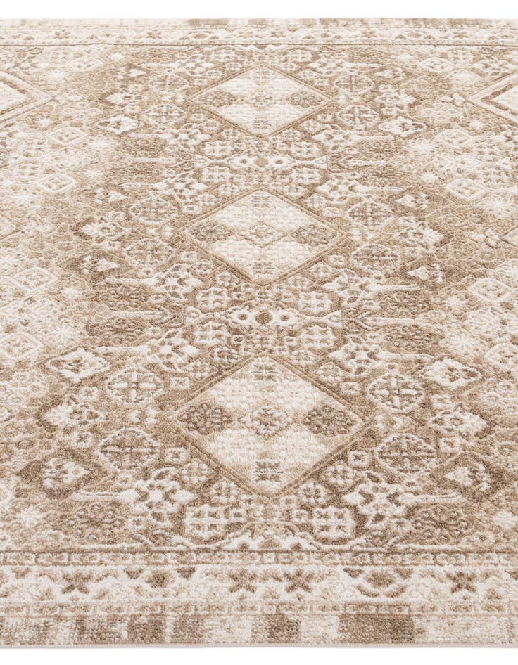 Detail image of 5' x 7' 7 Santiago Rug