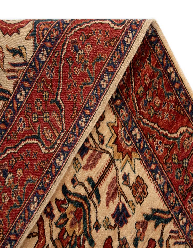 Detail image of 3' 11 x 6' Sara Rug