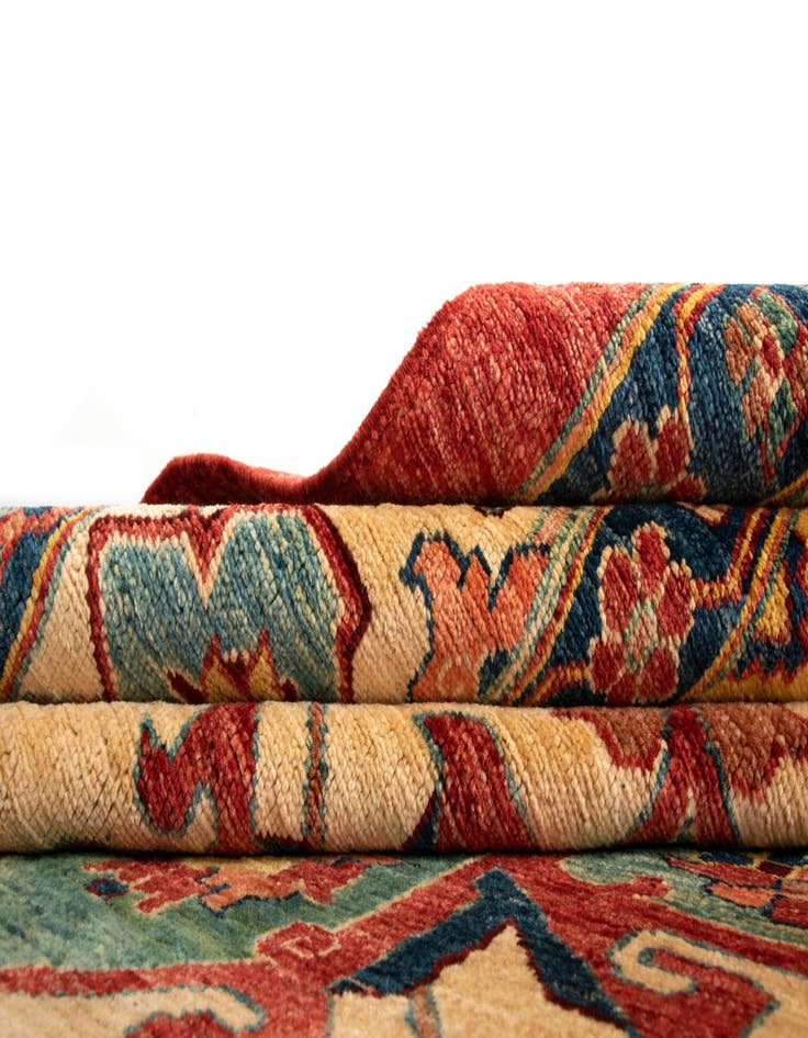 Detail image of 7' 4 x 10' 1 Sara Wool Rug