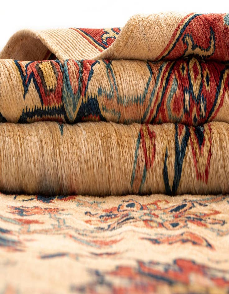 Detail image of 8' x 10' 8 Sara Wool Rug