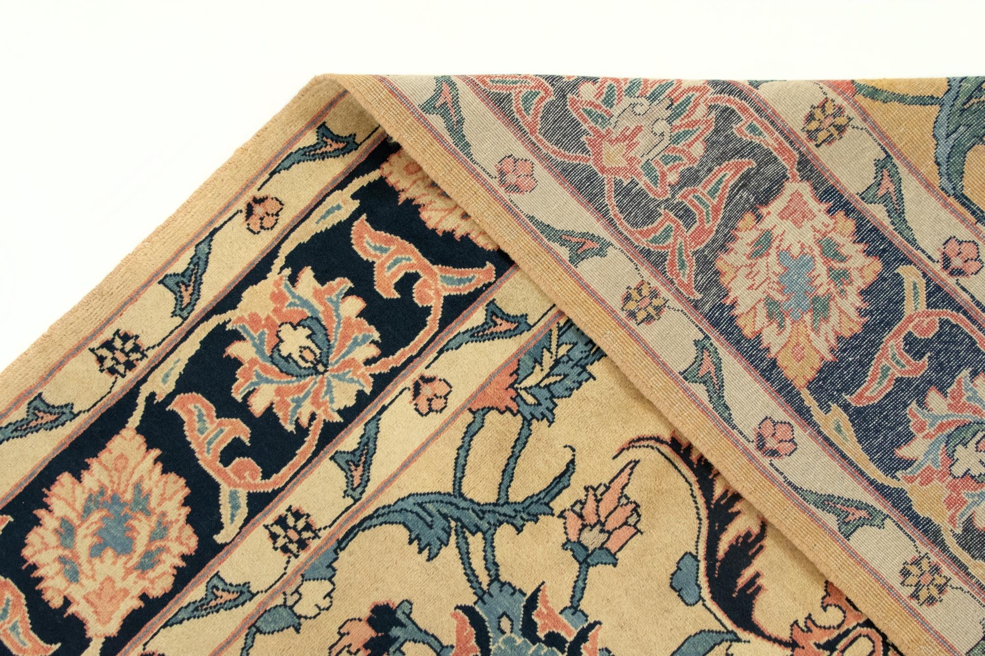 6' 10 x 9' 10 Hand Knotted Sarough Persian Wool Rug