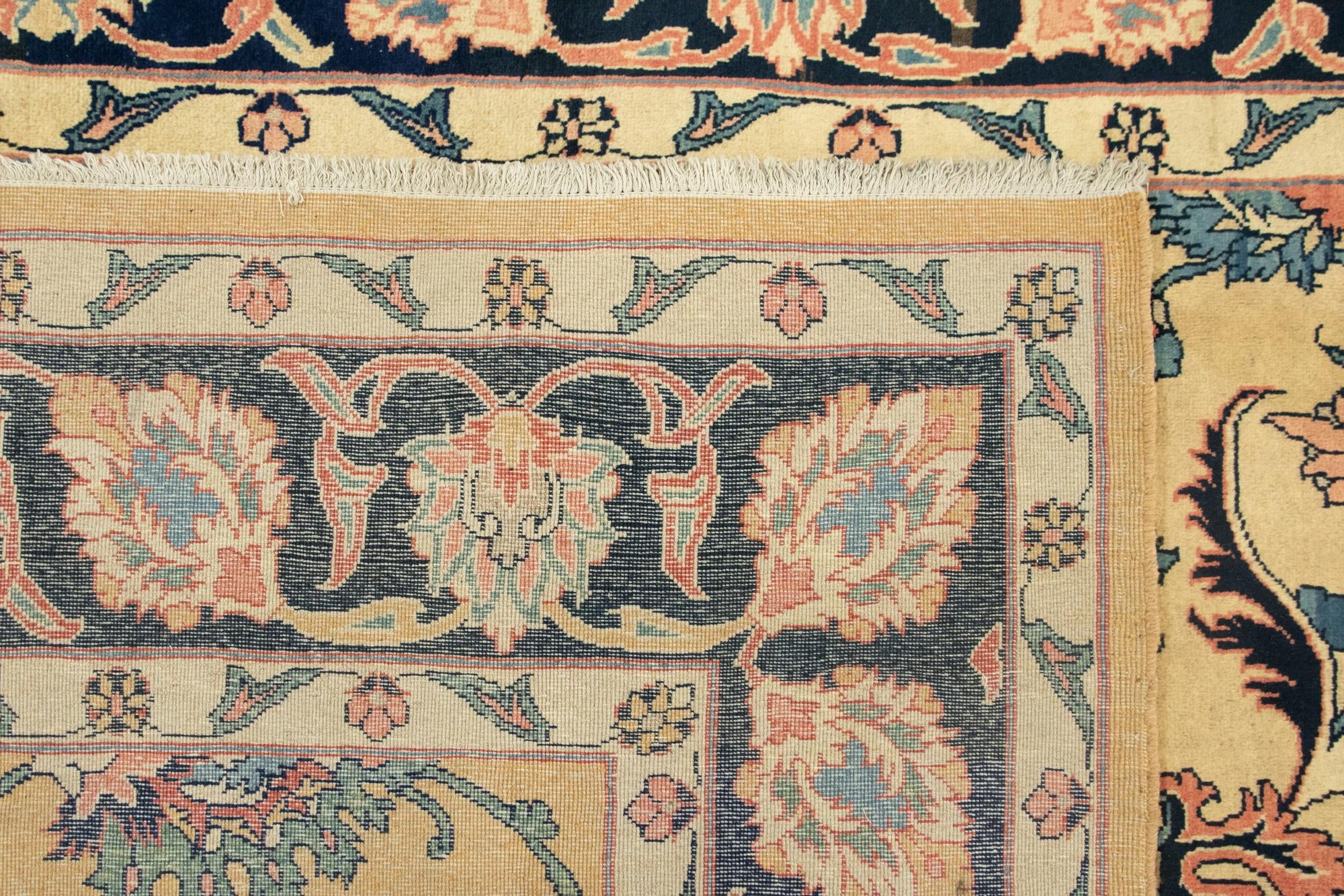 6' 10 x 9' 10 Hand Knotted Sarough Persian Wool Rug