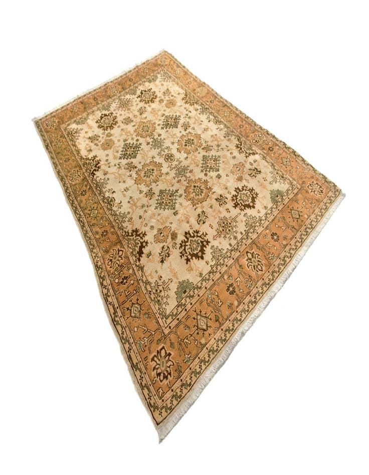 Detail image of 6' 9 x 9' 2 Hand Knotted Sarough Persian Wool Rug