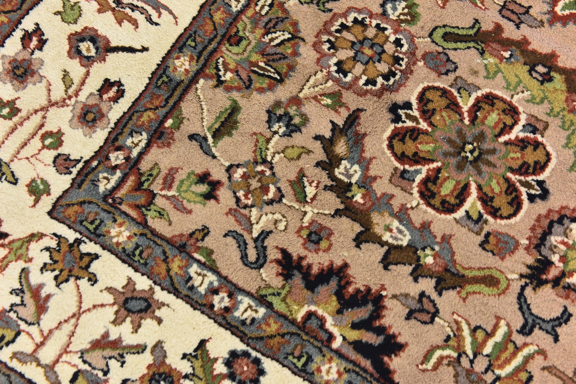 6' 6 x 10' 2 Hand Knotted Sarough Wool Rug