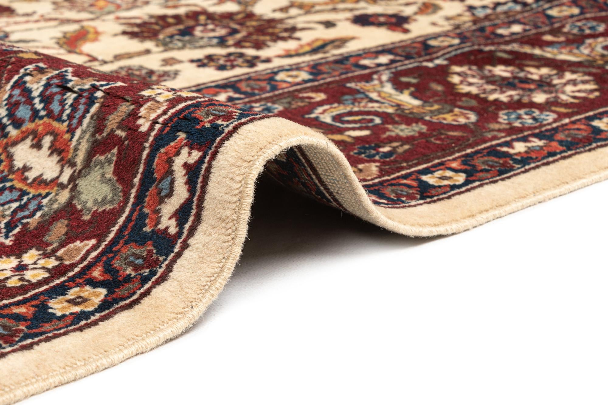 7' 9 x 11' 3 Sarouk Wool Rug