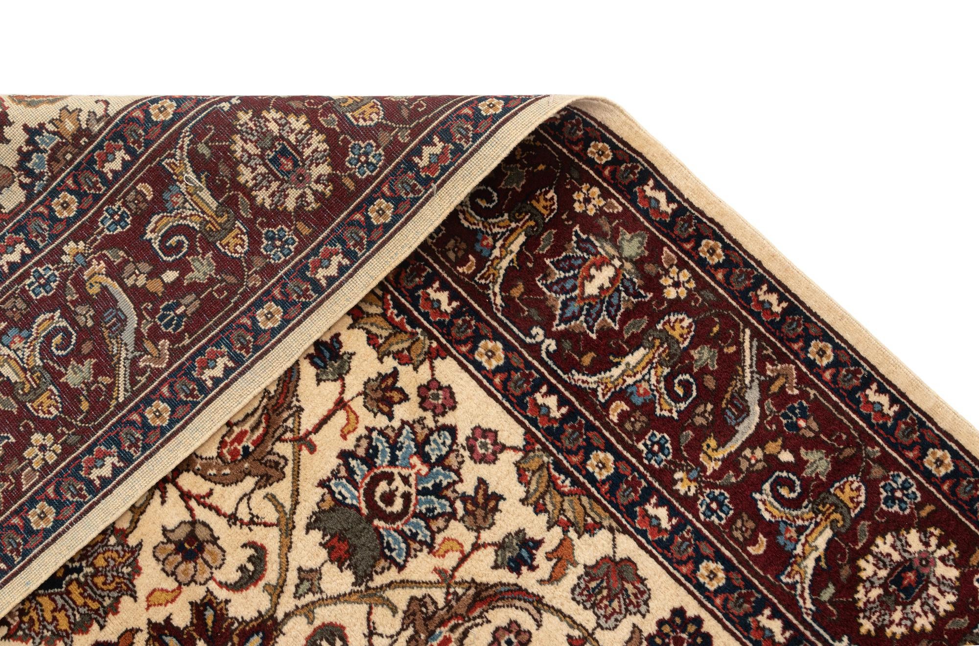 7' 9 x 11' 3 Sarouk Wool Rug