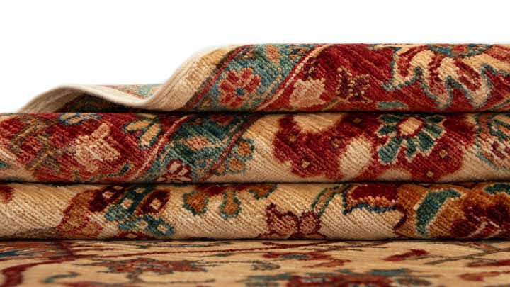 4' 1 x 6' 9 Serapi Rug