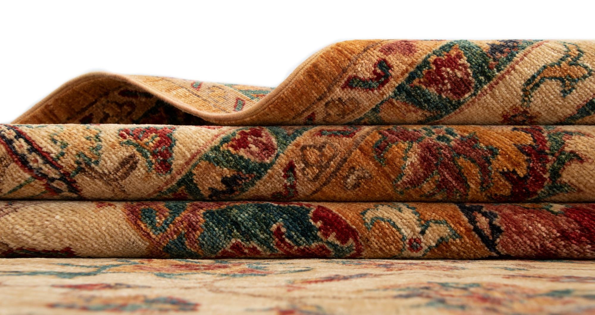 5' 10 x 7' 9 Serapi Rug