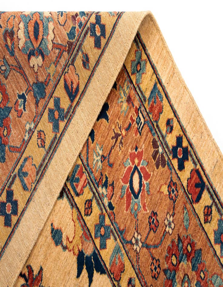 Detail image of 8' 1 x 10' 9 Serapi Wool Rug