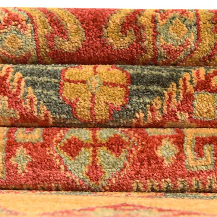 3' 3 x 5' 3 Serapi Rug