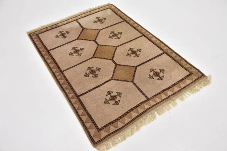 Detail image of 3' 7 x 5' Hand Knotted Shiraz-Gabbeh Persian Wool Rug