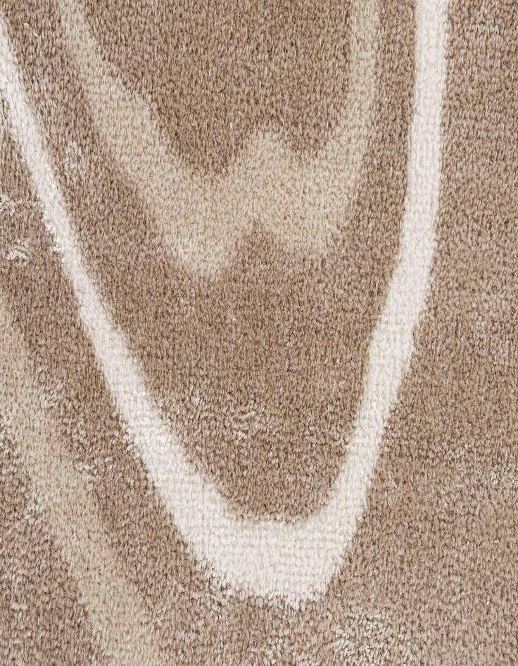 Detail image of 5' 3 x 7' 8 Soft Touch Shag Rug