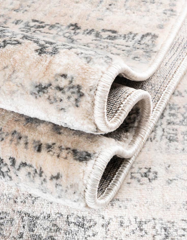 Detail image of 4' x 6' Solaris Rug