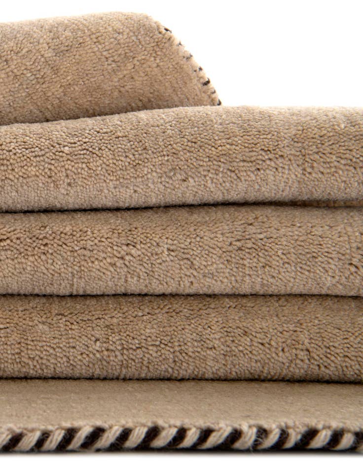 Detail image of 6' 7 x 9' 10  Hand Knotted Solid Gabbeh Wool Rug