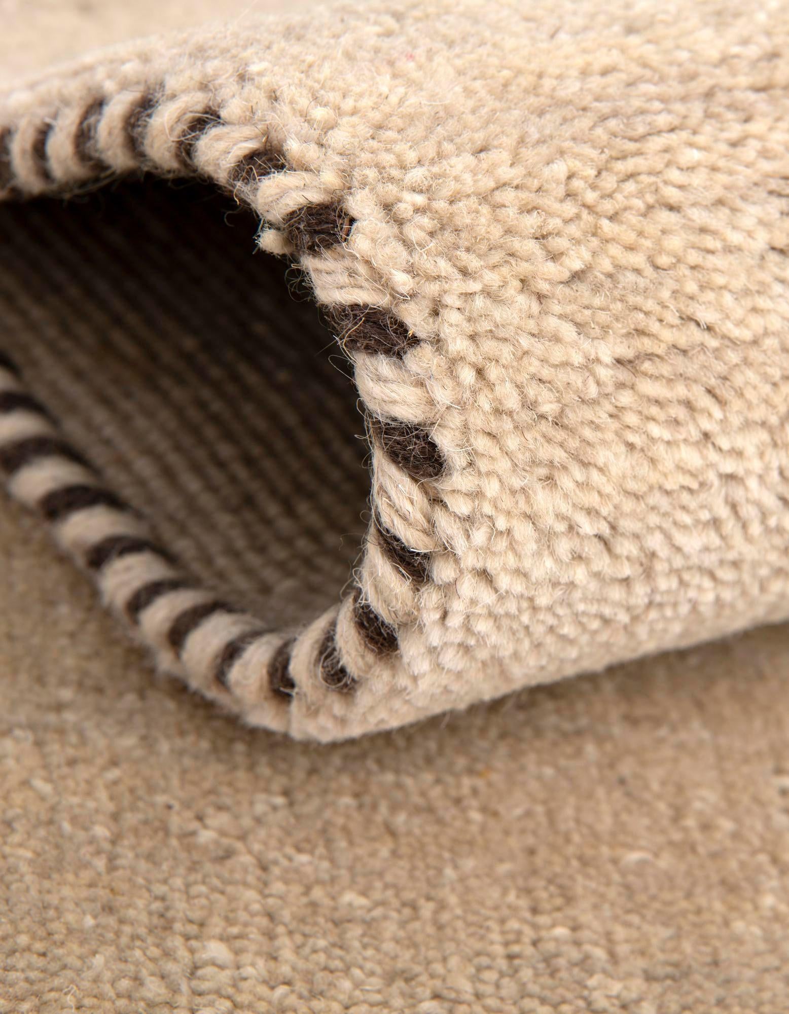 9' 10 x 13' Hand Knotted Solid Gabbeh Wool Rug
