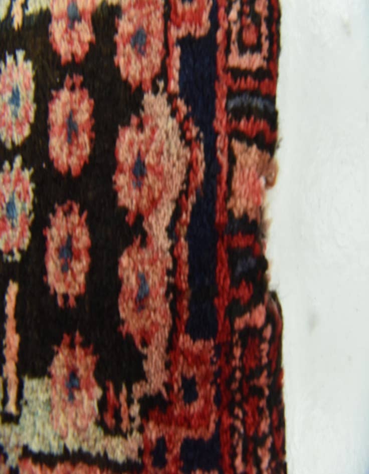 Detail image of 5' x 9' 4  Hand Knotted Songhor Persian Wool Rug