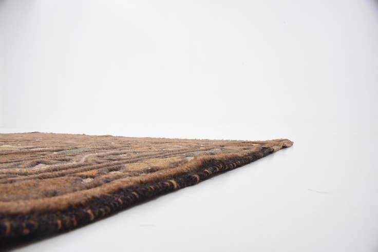 Detail image of 4' 4 x 6' Hand Woven Sumak Wool Rug