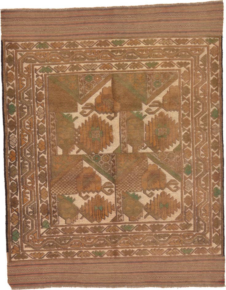 Detail image of 4' 4 x 6' Hand Woven Sumak Wool Rug