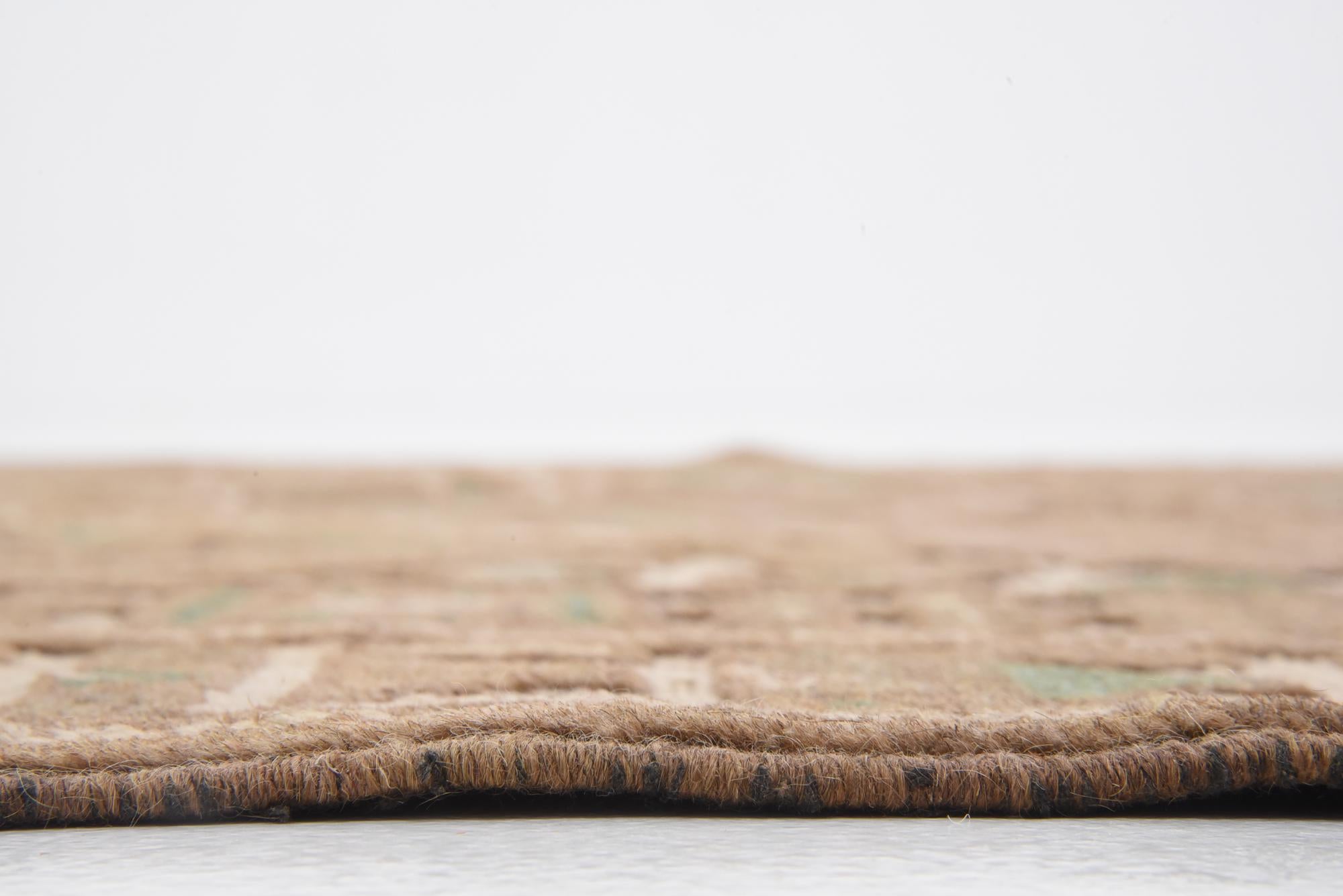 4' x 6' 7 Hand Woven Sumak Wool Rug