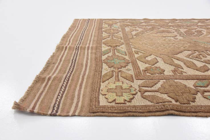Detail image of 4' 2 x 6' Hand Woven Sumak Wool Rug
