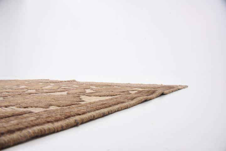 4' 2 x 6' Hand Woven Sumak Wool Rug