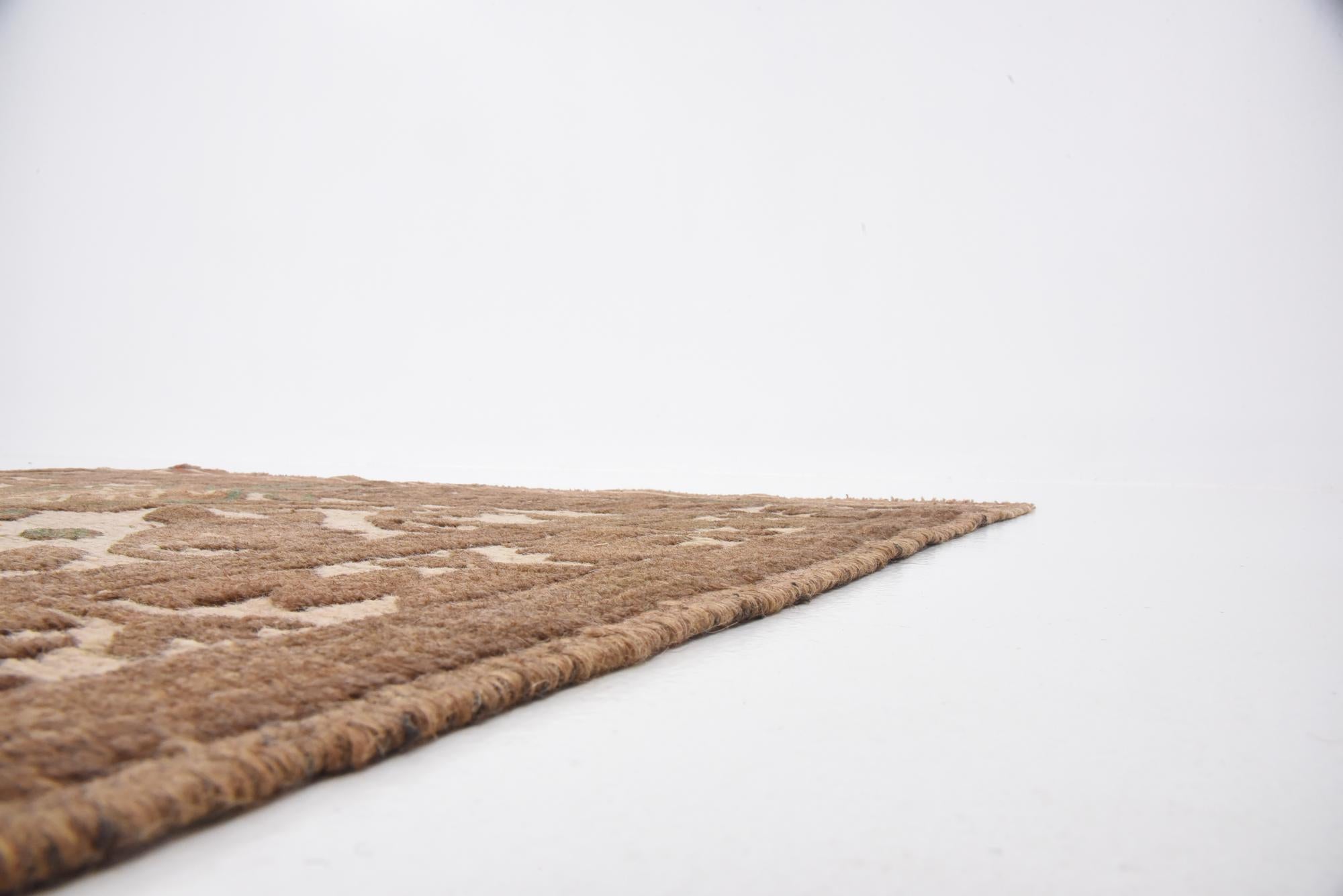 4' x 6' 3 Hand Woven Sumak Wool Rug