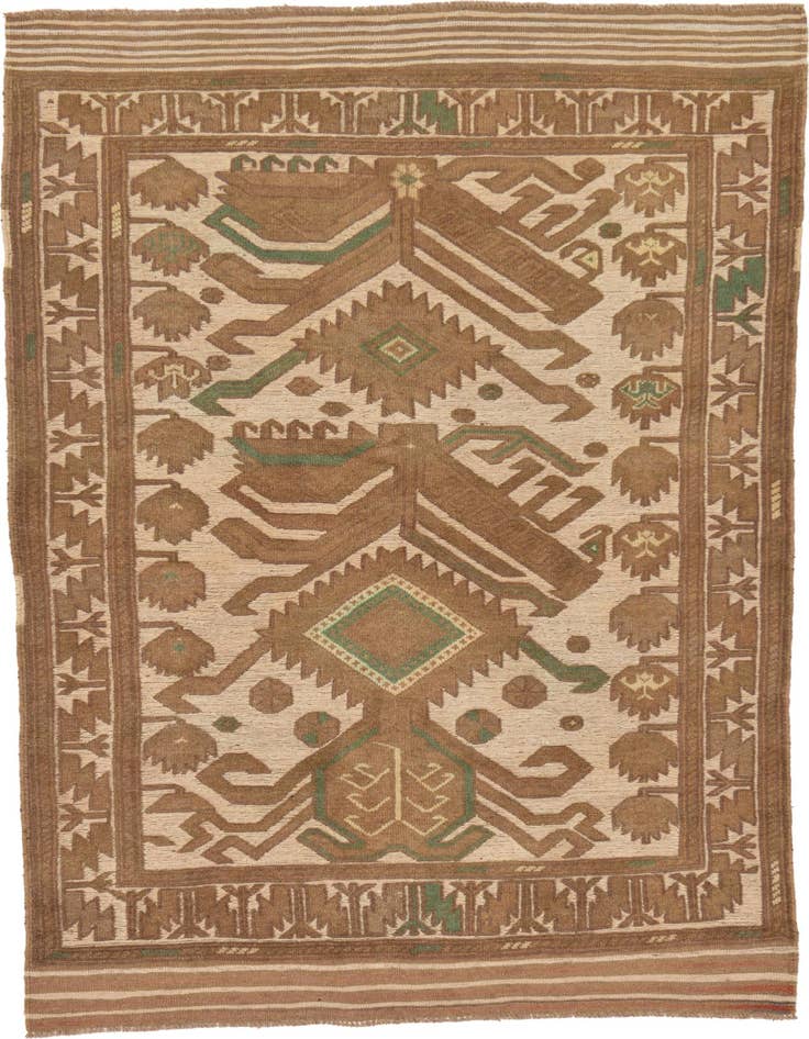 Detail image of 4' x 6' 3 Hand Woven Sumak Wool Rug