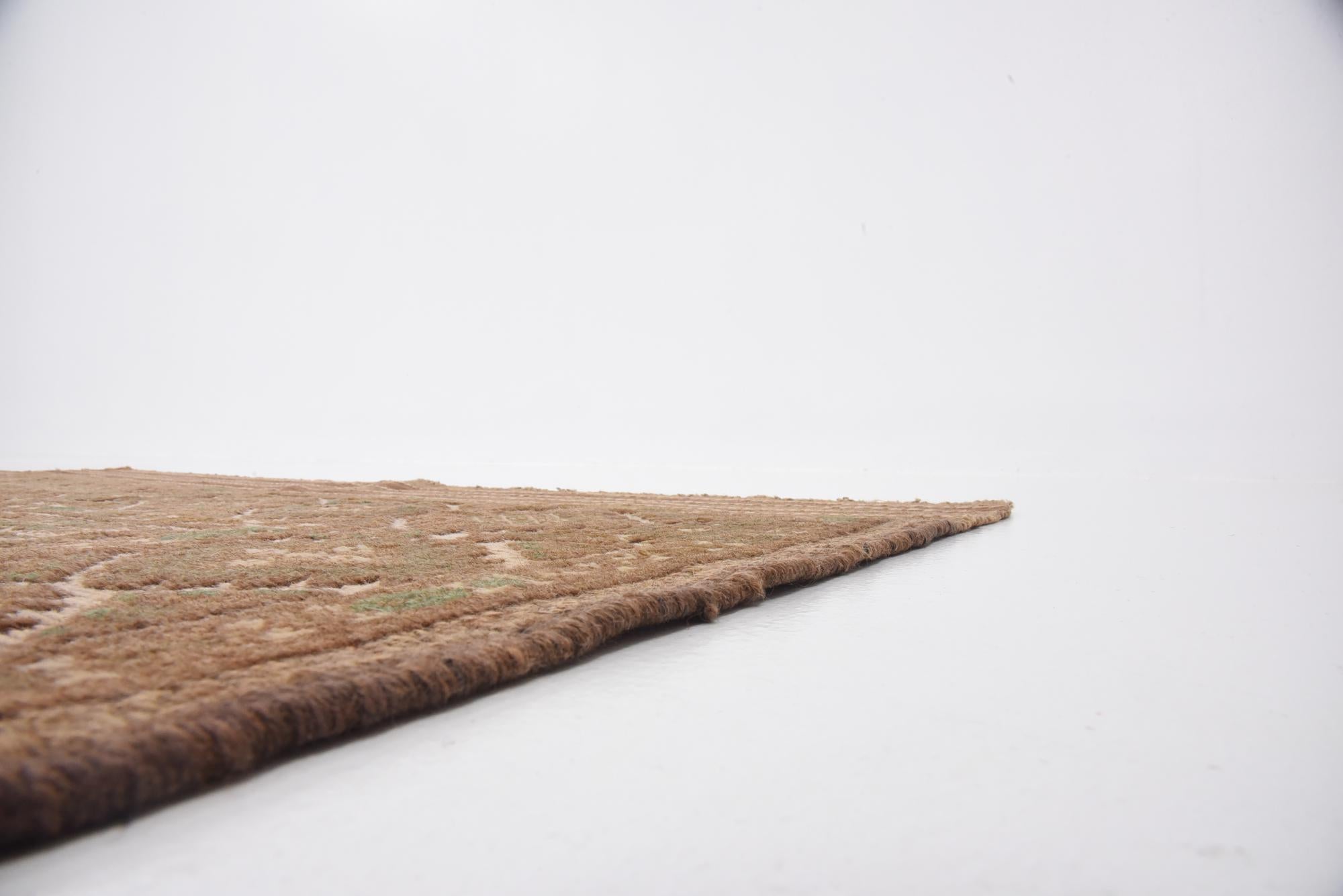 4' 3 x 5' 7 Hand Woven Sumak Wool Rug