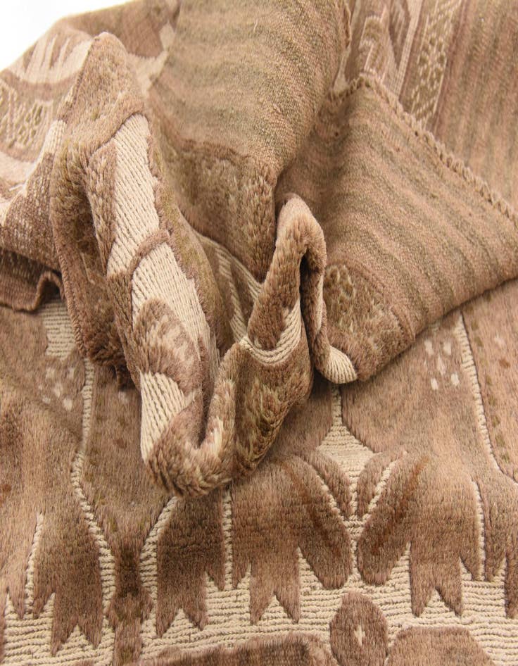 Detail image of 4' 4 x 6' 2 Hand Woven Sumak Wool Rug