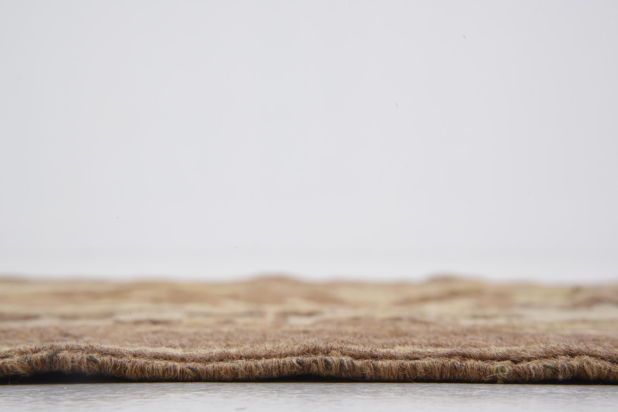 4' x 6' 3 Hand Woven Sumak Wool Rug