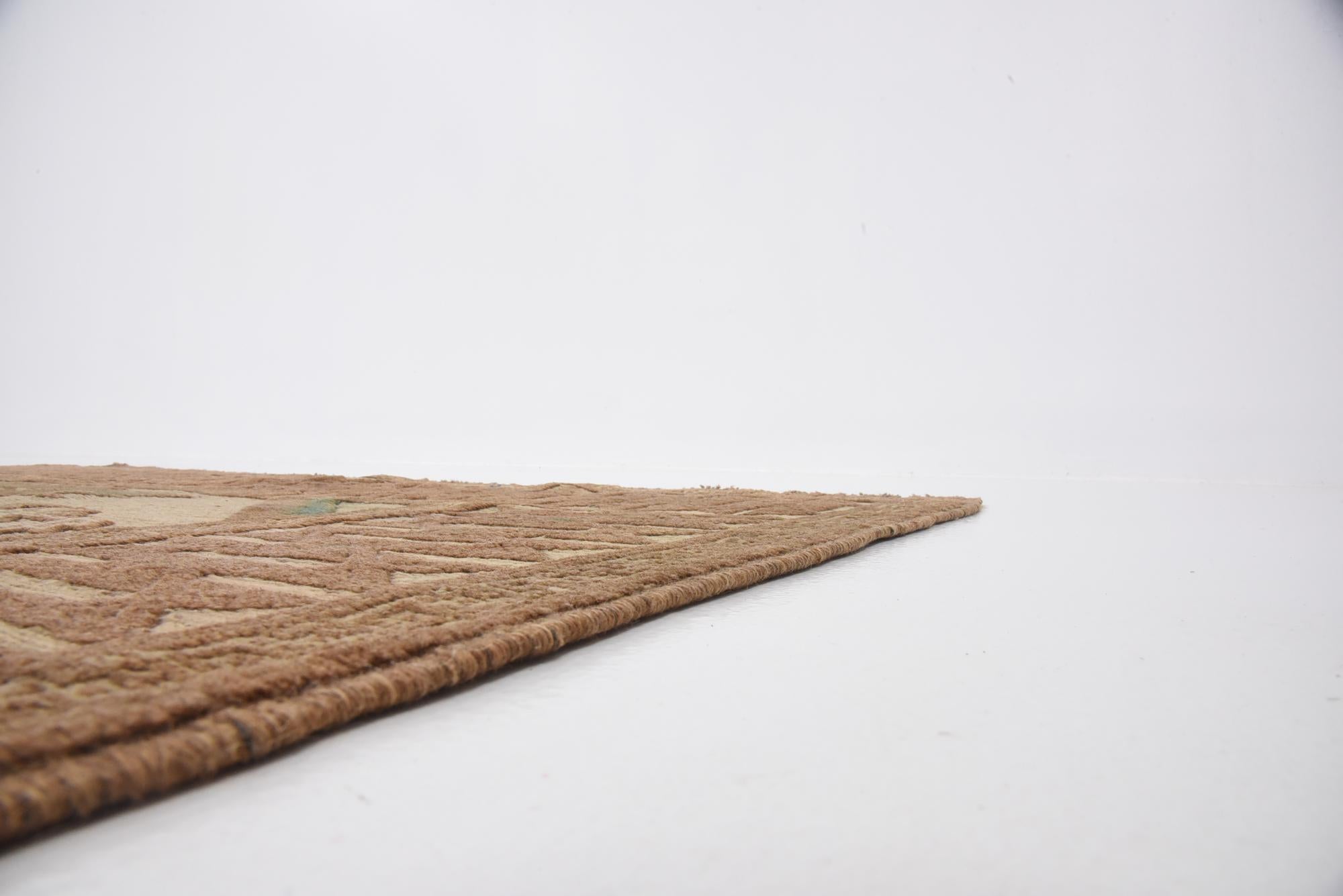 4' 3 x 6' 5 Hand Woven Sumak Wool Rug