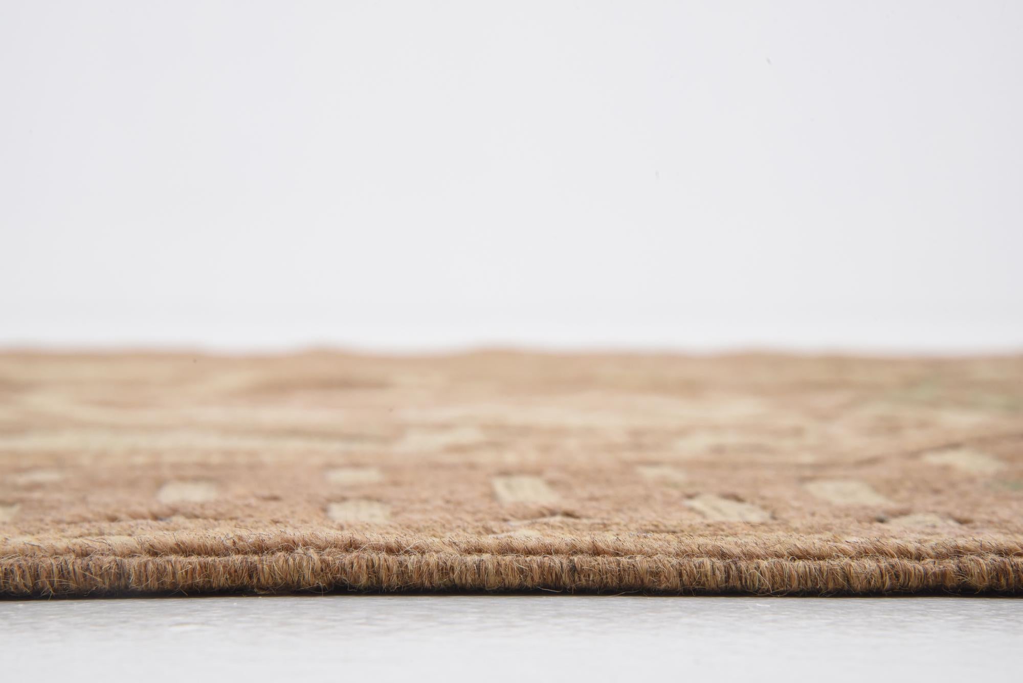 4' 3 x 6' 5 Hand Woven Sumak Wool Rug