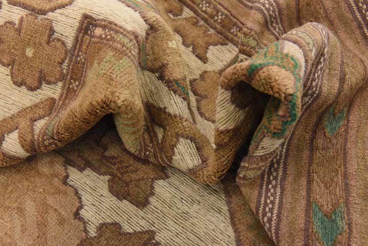 4' 5 x 6' 5 Hand Woven Sumak Wool Rug