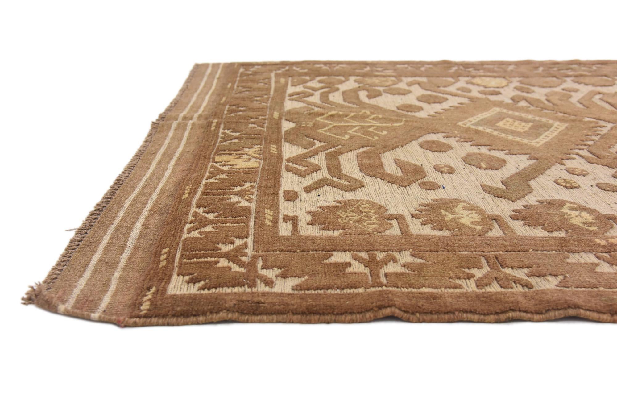 4' 3 x 6' 4 Hand Woven Sumak Wool Rug