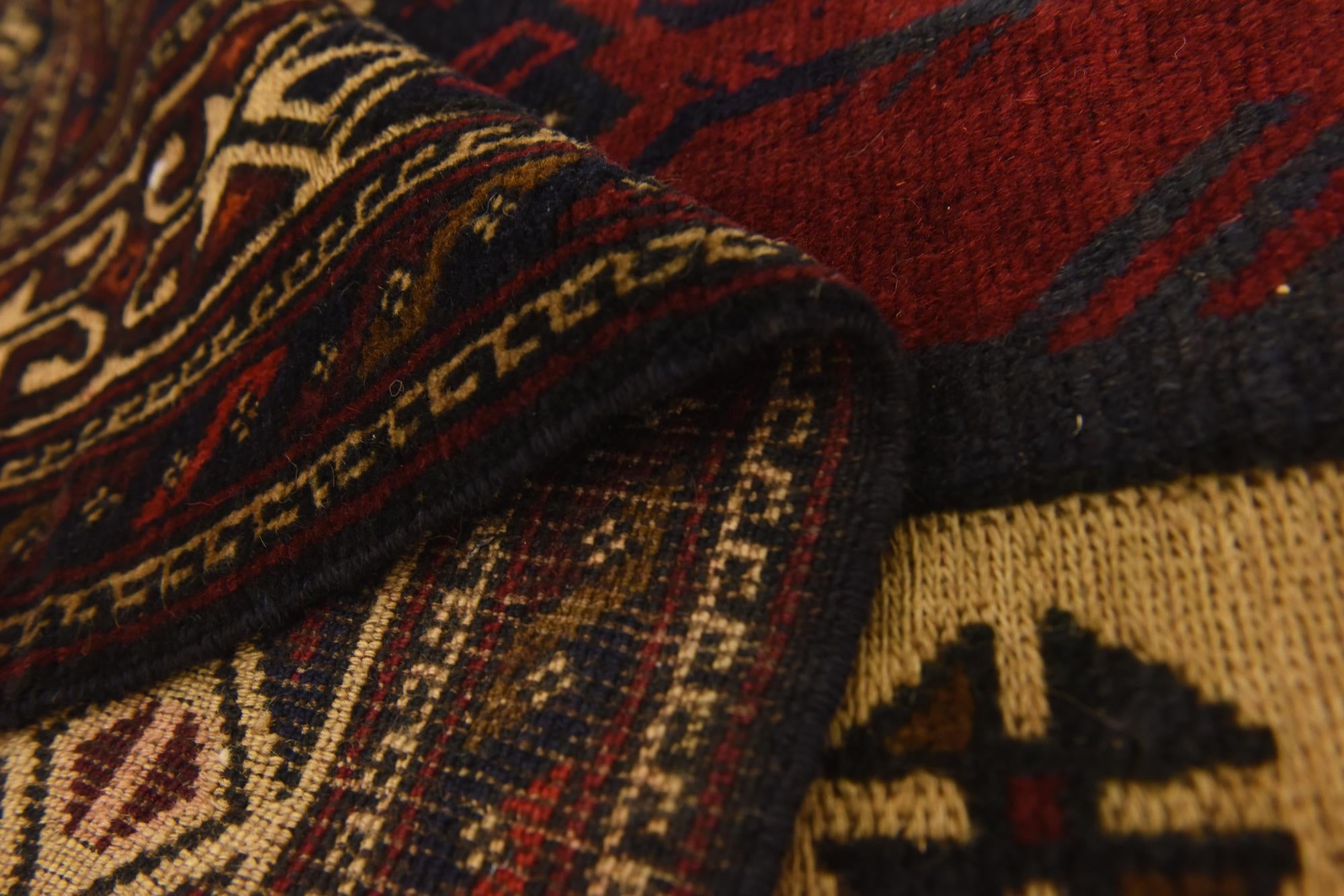 4' 3 x 6' 4 Hand Knotted Sumak Wool Rug