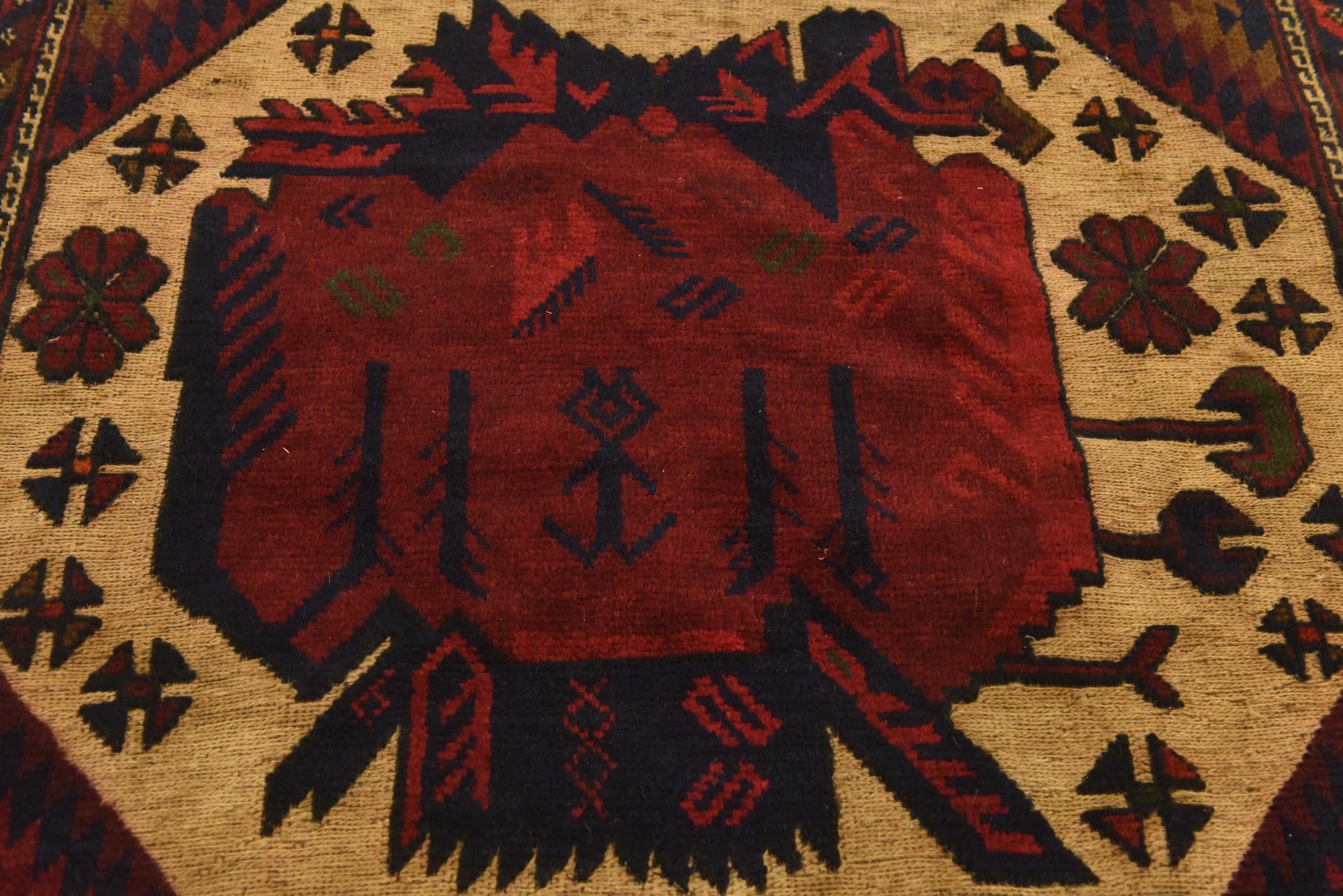 4' 3 x 6' 4 Hand Knotted Sumak Wool Rug