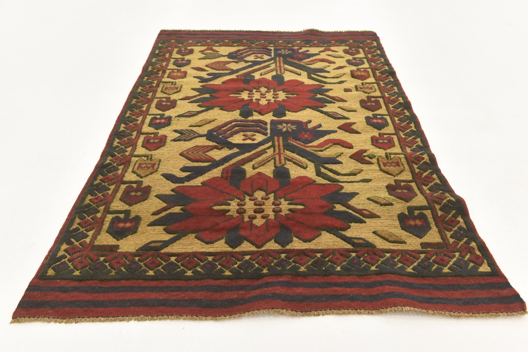 2' 9 x 4' 6 Hand Knotted Sumak Wool Rug