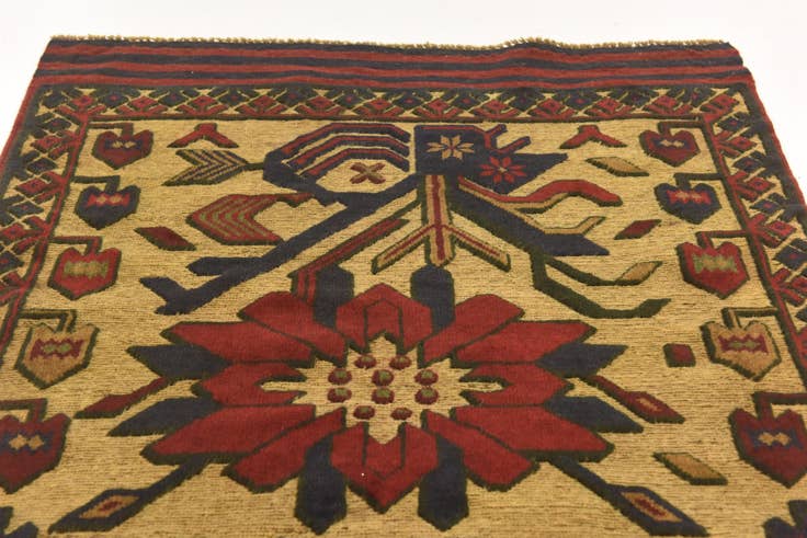 Detail image of 2' 9 x 4' 6 Hand Knotted Sumak Wool Rug