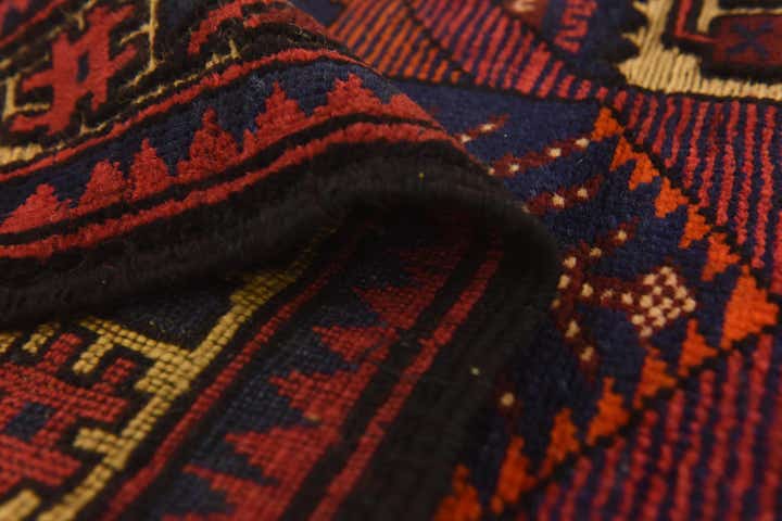 3' x 4' 8 Hand Knotted Sumak Wool Rug