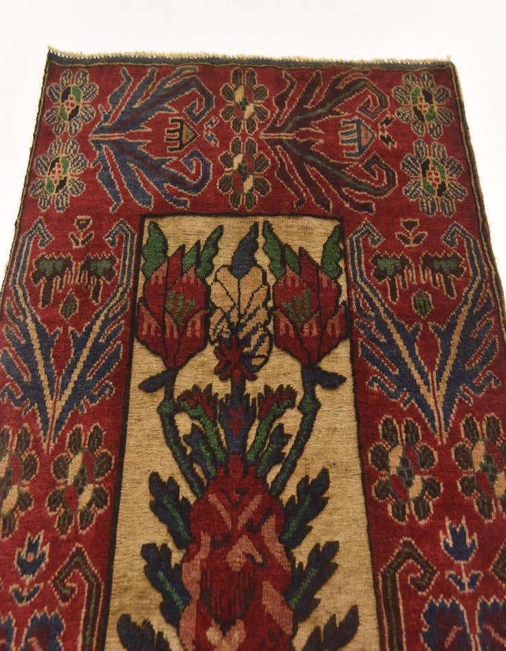 Detail image of 2' 8 x 4' 9  Hand Knotted Sumak Wool Rug