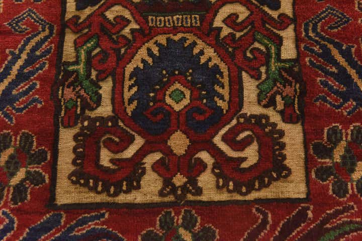 2' 8 x 4' 9 Hand Knotted Sumak Wool Rug