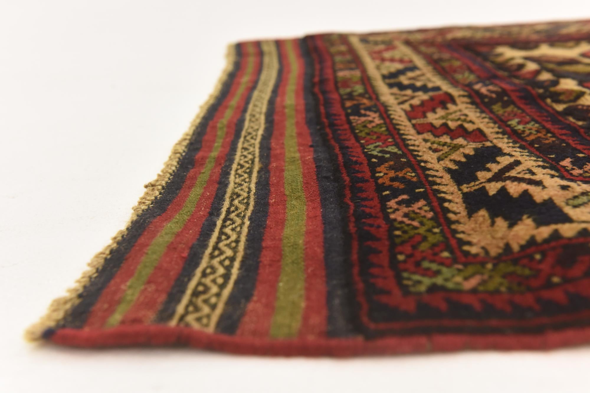 2' 8 x 4' 7 Hand Knotted Sumak Wool Rug